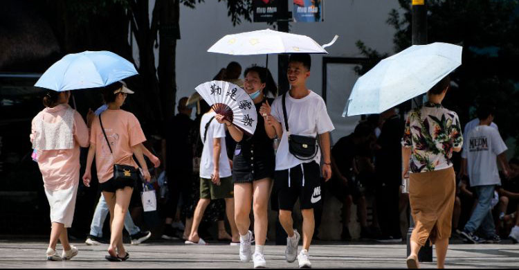 Northern cities in China brace for another day of torrid heat