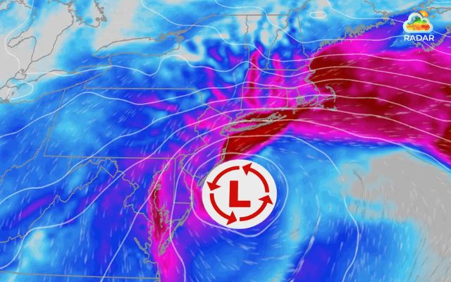 First Nor’easter of the season strengthens along the Atlantic Seaboard (Source: The Weather Channel)